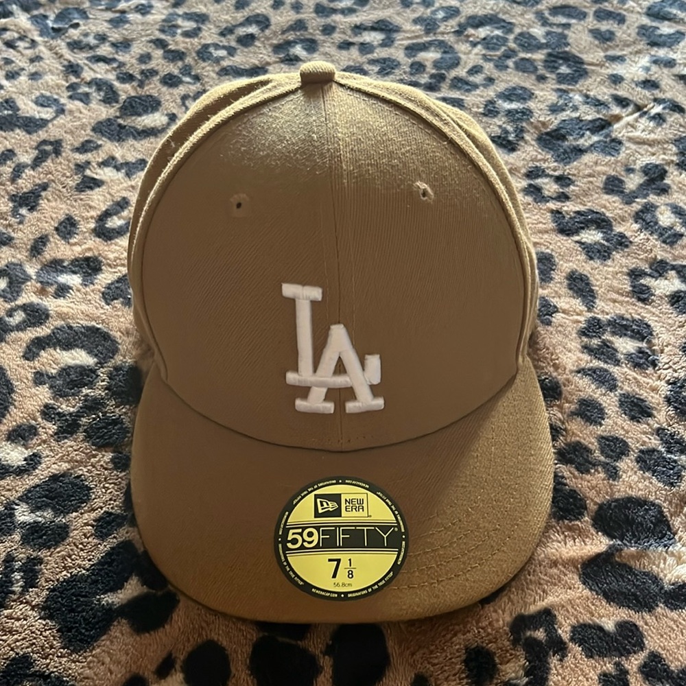 LA hat